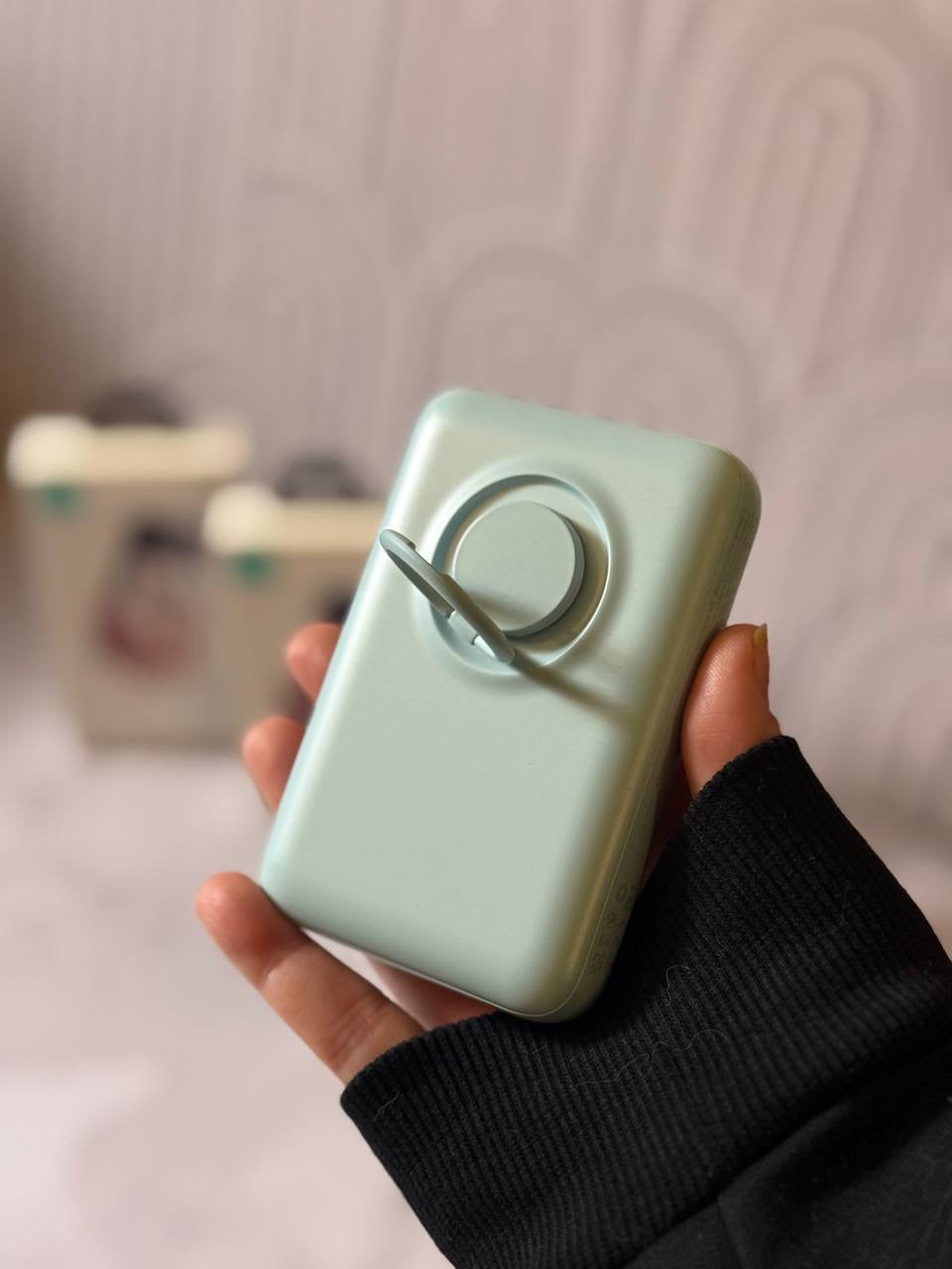 JOYROOM JR-W050 Magnetic Wireless Power Bank