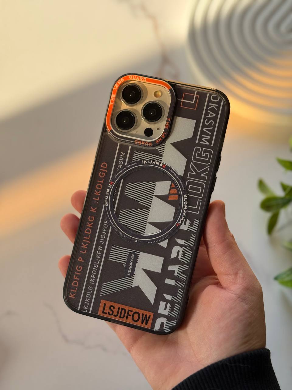 Graphic / Abstract MagSafe Phone Case