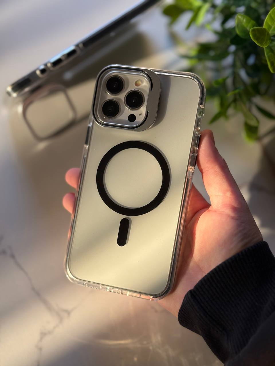 MAGSAFE COMPATIBLE CLEAR CASE