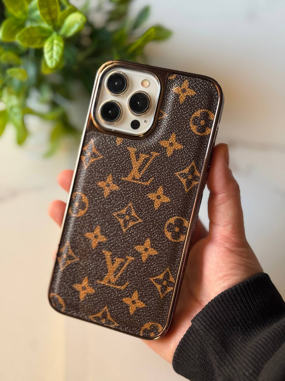 MONOGRAM LEATHER FINISH CASE