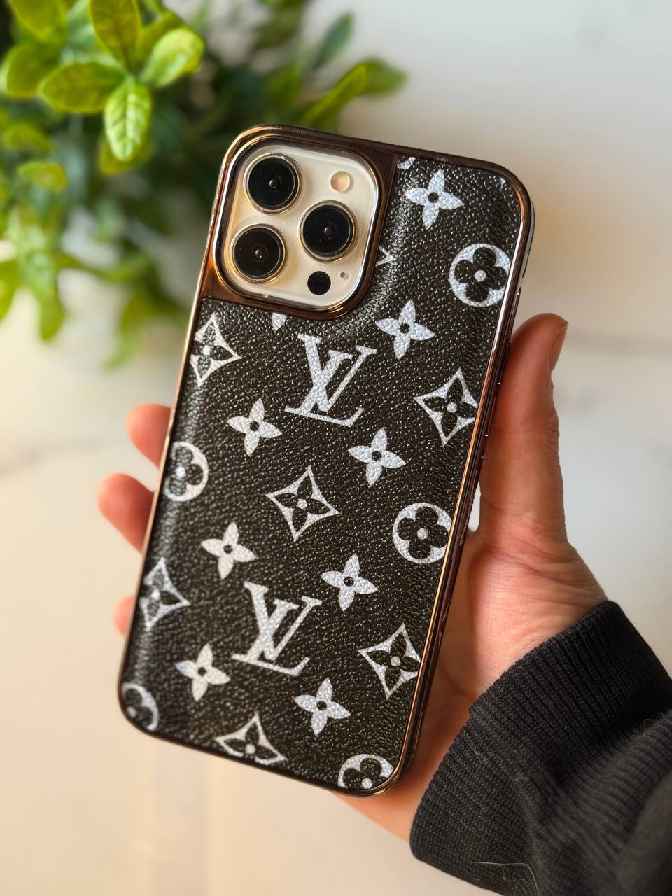 MONOGRAM LEATHER FINISH CASE