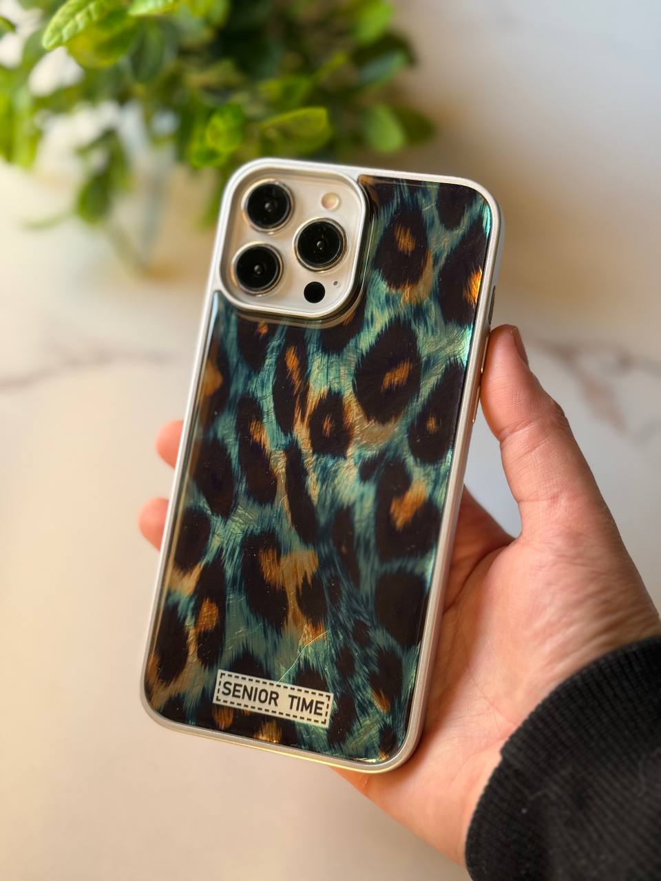 ROYAL LEOPARD PRINT CASE