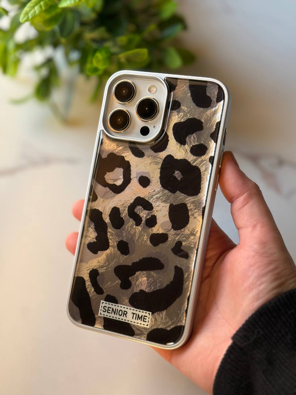 ROYAL LEOPARD PRINT CASE