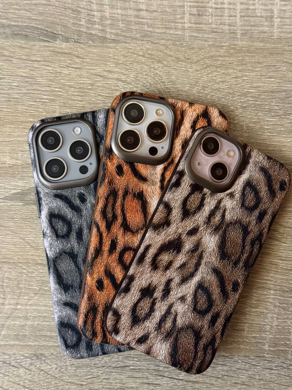 Leopard Luxe Cases – Wild Luxury in Your Hand!