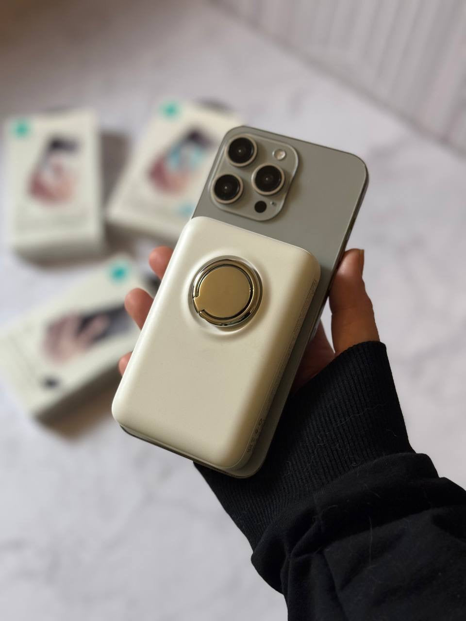 JOYROOM JR-W050 Magnetic Wireless Power Bank