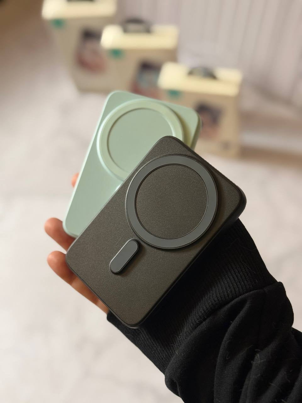 JOYROOM JR-W050 Magnetic Wireless Power Bank