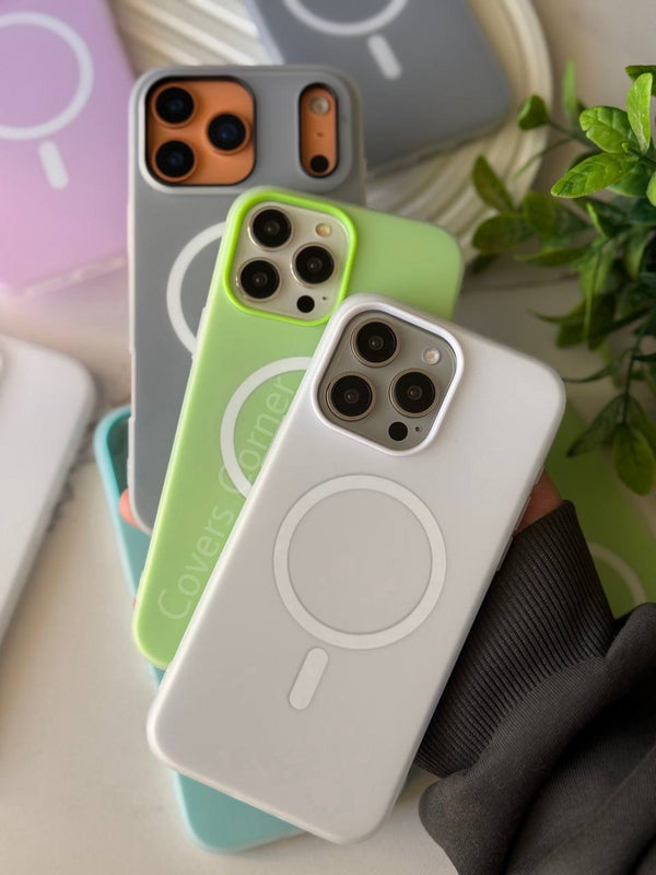 Soft Silicone MagSafe Phone - IPhone 17 pro max - White