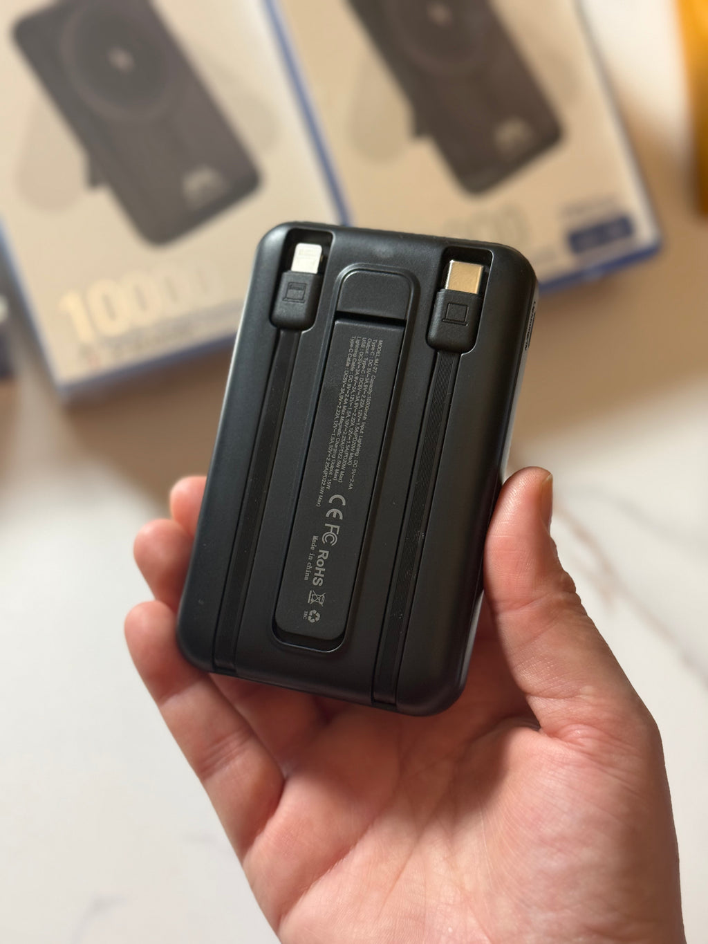 MAJENTIK Magnetic Suction Mini Power Bank - 10000mAh Capacity