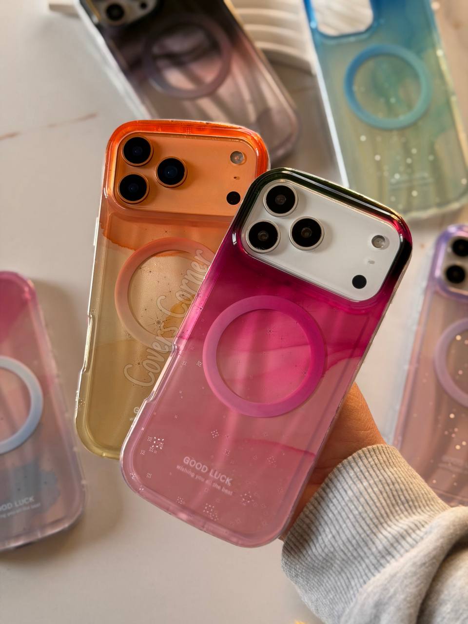 Gradient MagSafe Glitter Phone Case