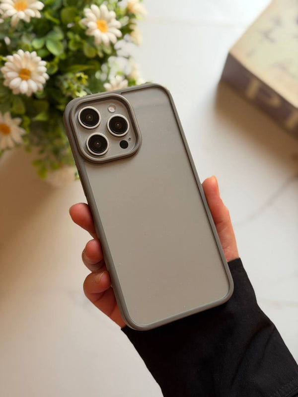 Crystal Clear Protection with a Stylish Colored Frame - IPhone 16 pro max - Gray