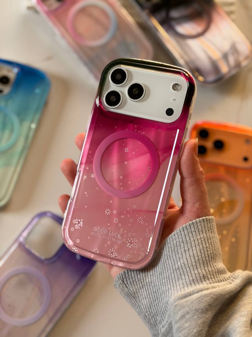 Gradient MagSafe Glitter Phone Case