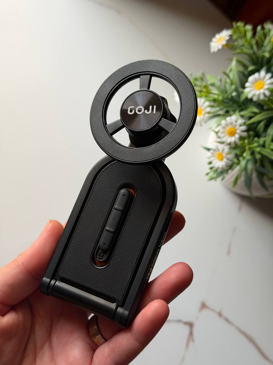 Goji G17