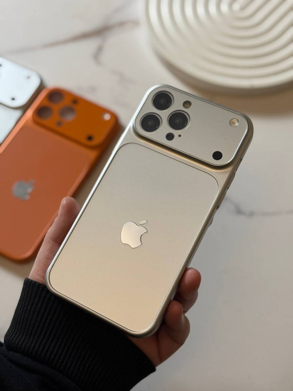 IPhone Case with Camera Lens Protection Apple Logo - IPhone 17 pro max - Silver