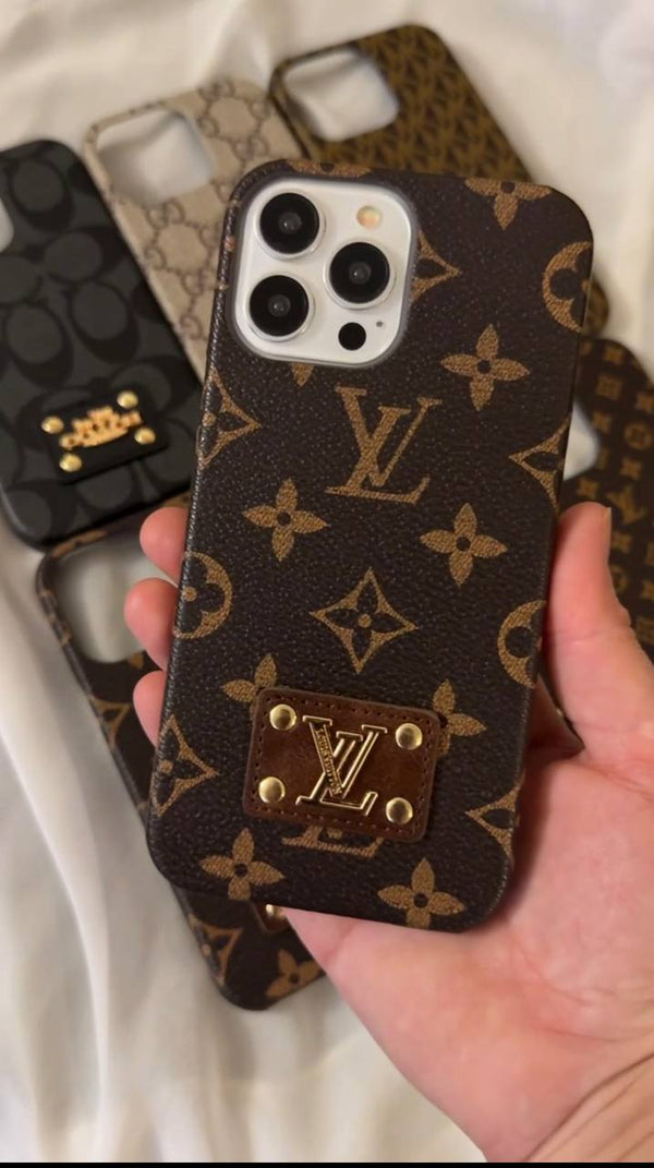 Luxury Logo Phone Case - IPhone 15 pro - LV Wide